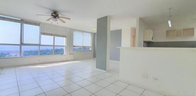 Apartment / Flat For Sale in Morningside, Durban