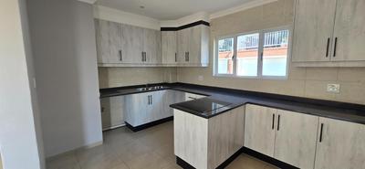 Townhouse For Rent in Mount Edgecombe, Mt Edgecombe